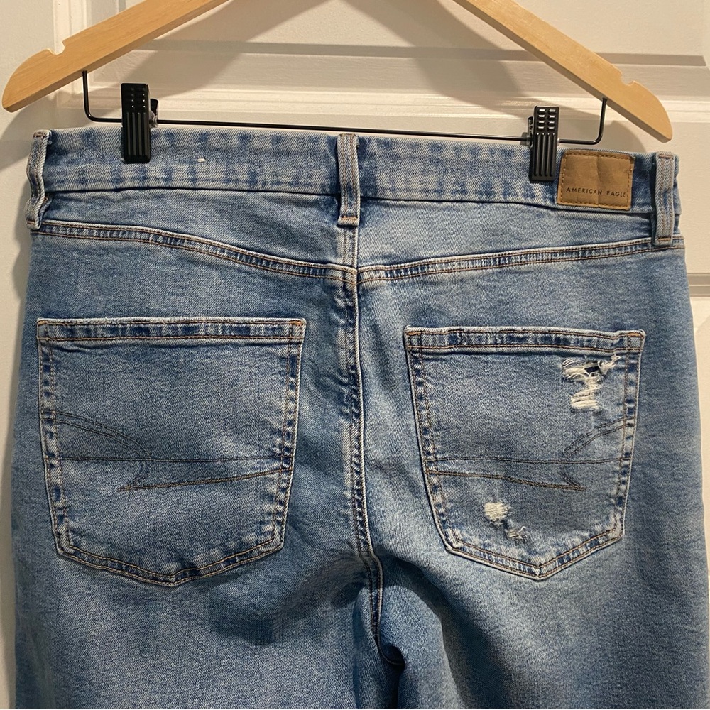 NWT American Eagle Outfitters Jeans, 14 L, curvy/straight!! Super cute!! - Picture 4 of 8